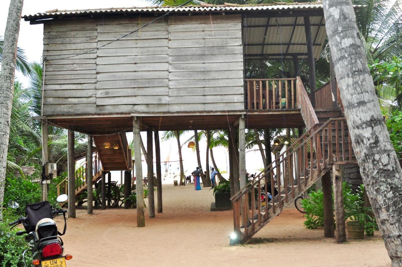 Sea View Villa Bentota, インドゥルワ エクステリア 写真