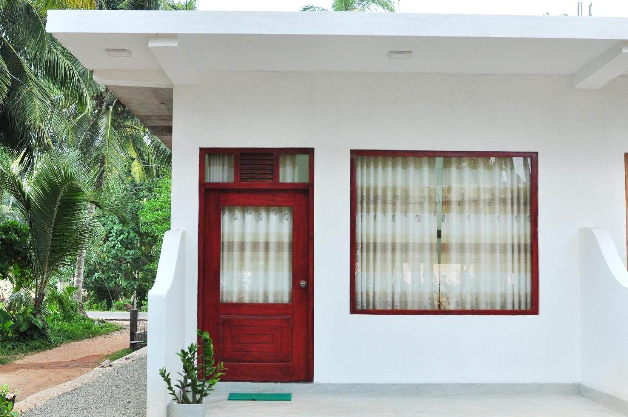 Sea View Villa Bentota, インドゥルワ エクステリア 写真