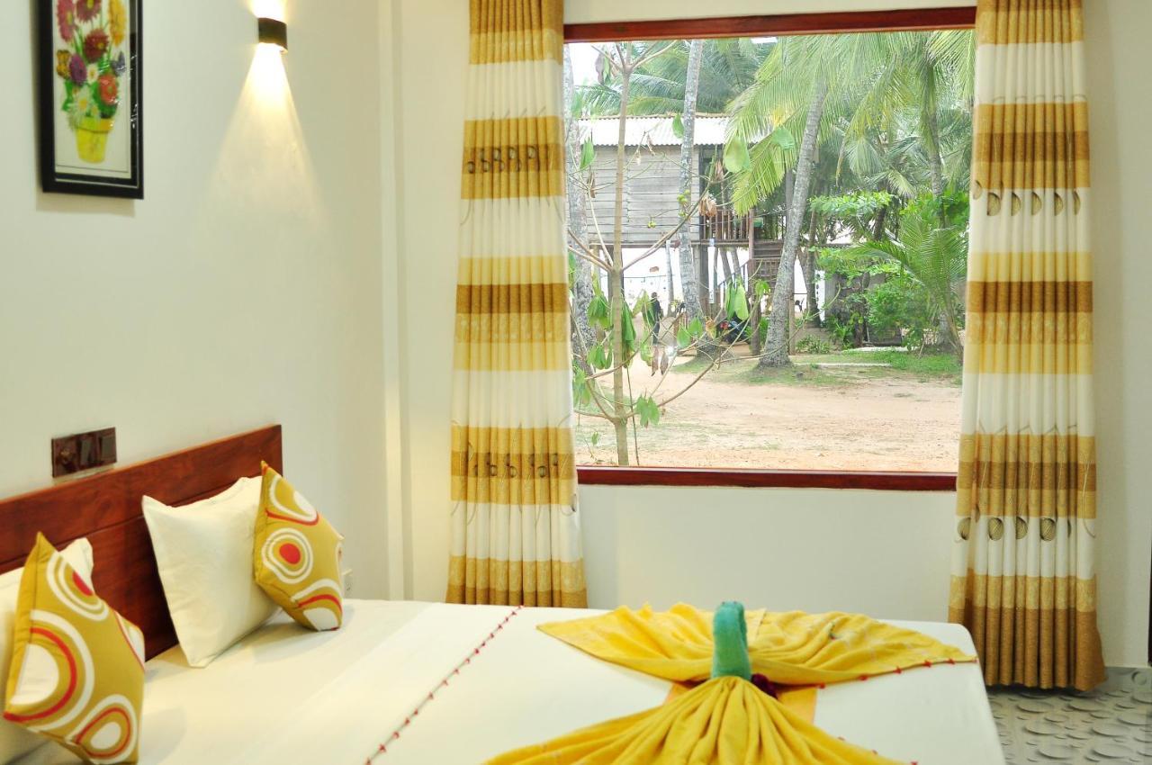 Sea View Villa Bentota, インドゥルワ エクステリア 写真